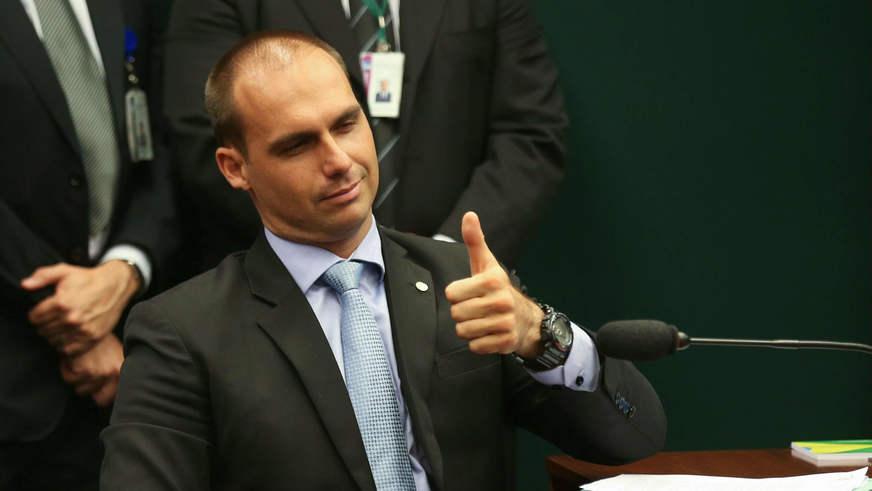 Relator pede arquivamento de processo contra Eduardo Bolsonaro