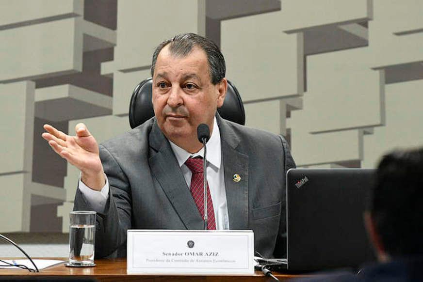 Omar critica Pazuello em defesa de CPI