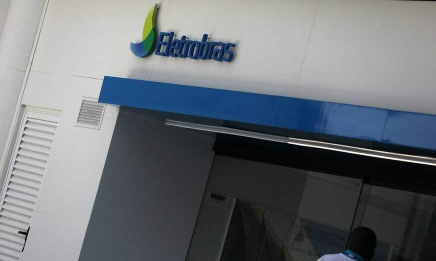 Após aprovação de MP, Câmara debate privatização da Eletrobras