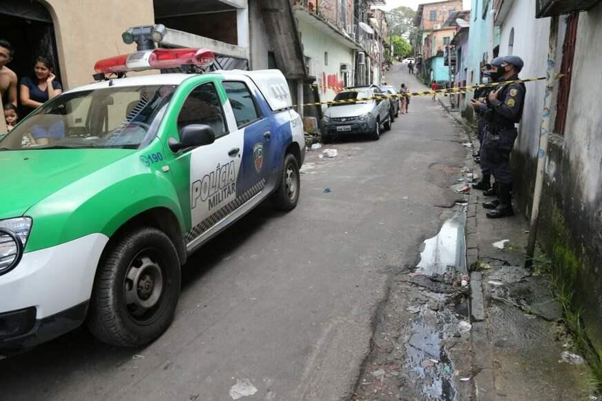 Homem é assassinado após sair para comprar comida