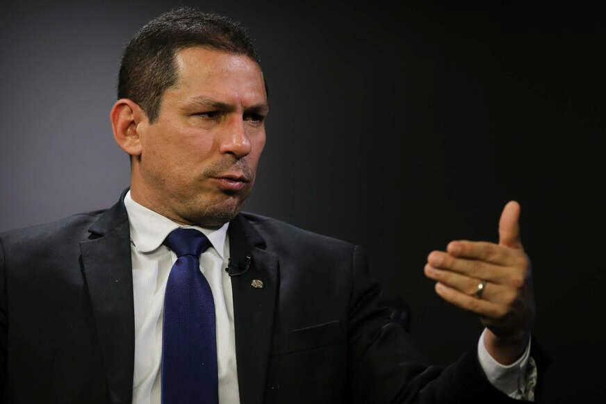 Marcelo Ramos critica decisão do Exército de não punir Pazuello