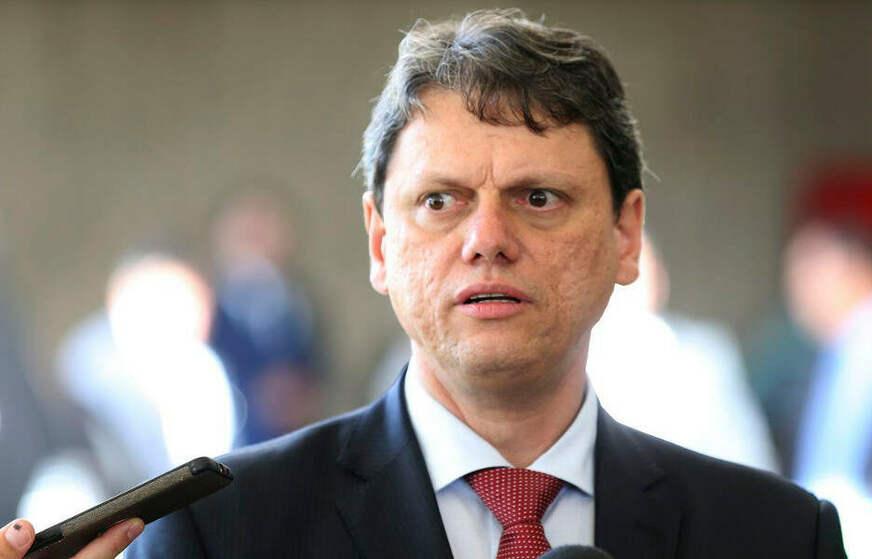 Ministro Tarcísio Freitas exonera superintendente do DNIT-AM