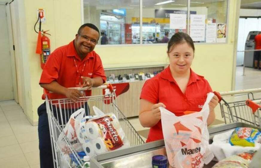 Rede de supermercados promove semana dedicada a contratação de PCDs