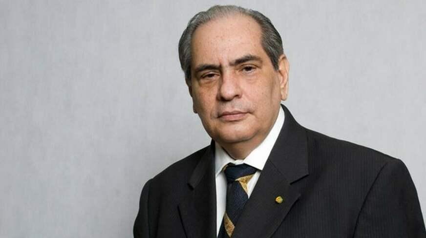Presidente da Confederação Nacional do Comércio tem bens bloqueados pela Justiça do AM