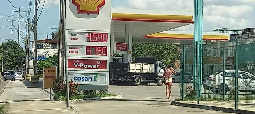 Gasolina chega a R$ 5,80 em postos de Manaus