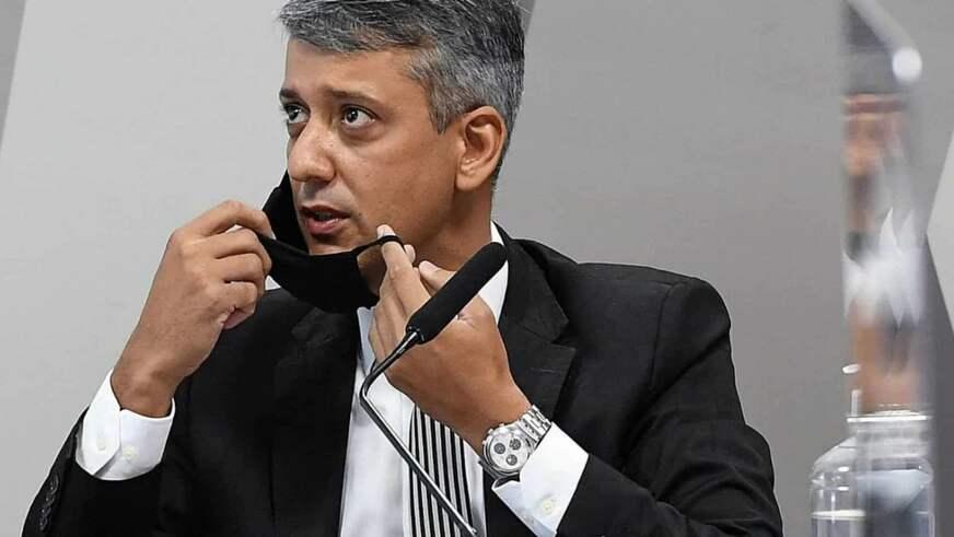 Omar Aziz dá voz de prisão a Roberto Dias durante CPI da Covid