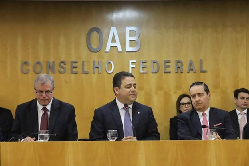 OAB está dividida sobre impeachment