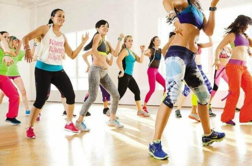 Projeto gratuito de aulas de zumba é retomado em Manaus