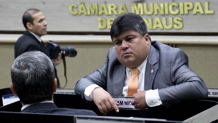 David Reis desiste  do anexo