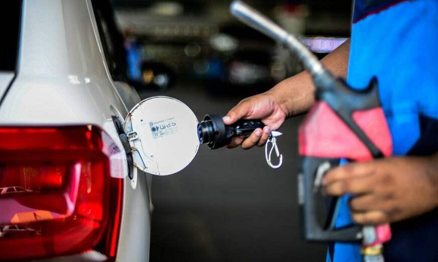 Petrobras anuncia novo aumento no preço do diesel
