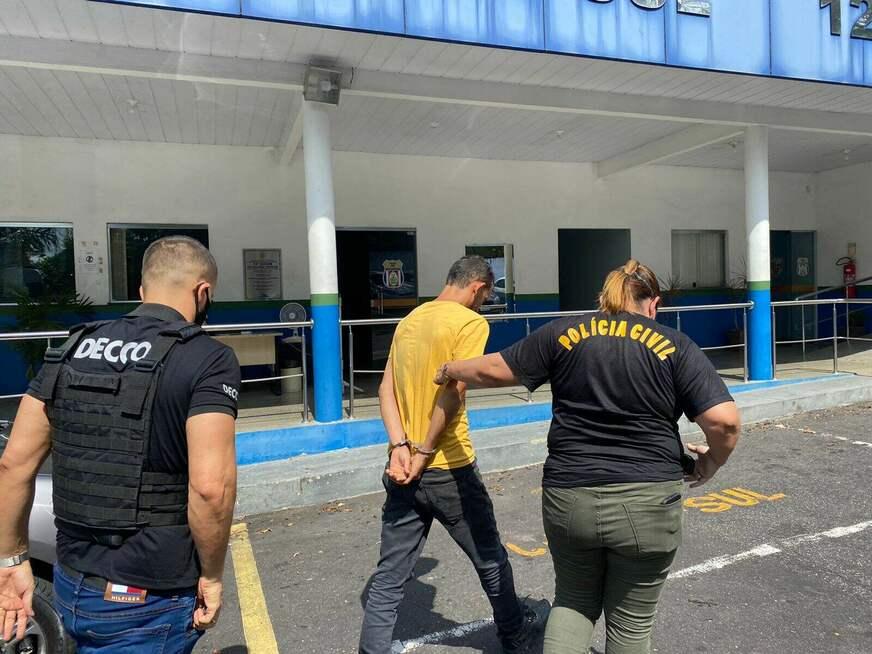 Polícia prende empreiteiro que desviou 80 toneladas de asfalto da Prefeitura de Manaus