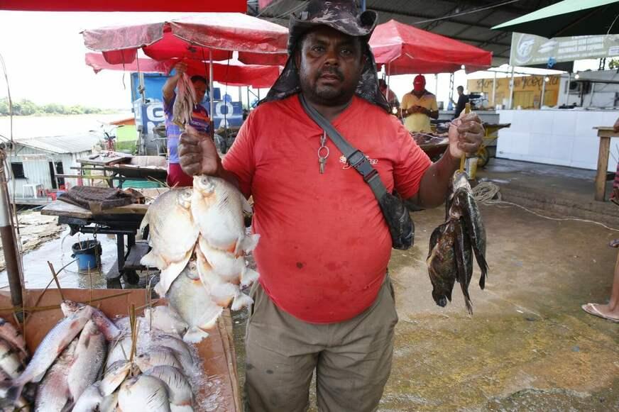 Rabdomiólise: feirantes do Amazonas vivem queda dramática nas vendas de peixes