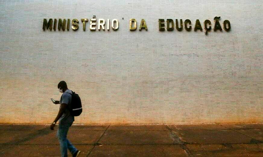 Termina hoje prazo para pedidos de reaplicação do Encceja