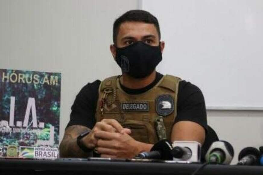 Policiais e advogado são presos por extorsão