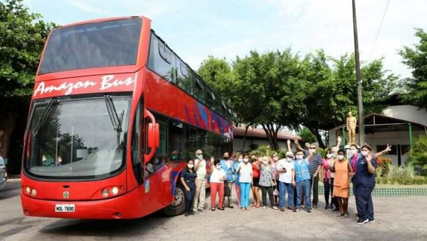 Grupo do Dr. Thomas e Parque do Idoso participa de passeio turístico