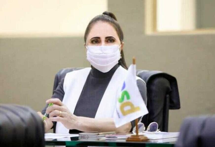 Nejmi Aziz deve estender licença