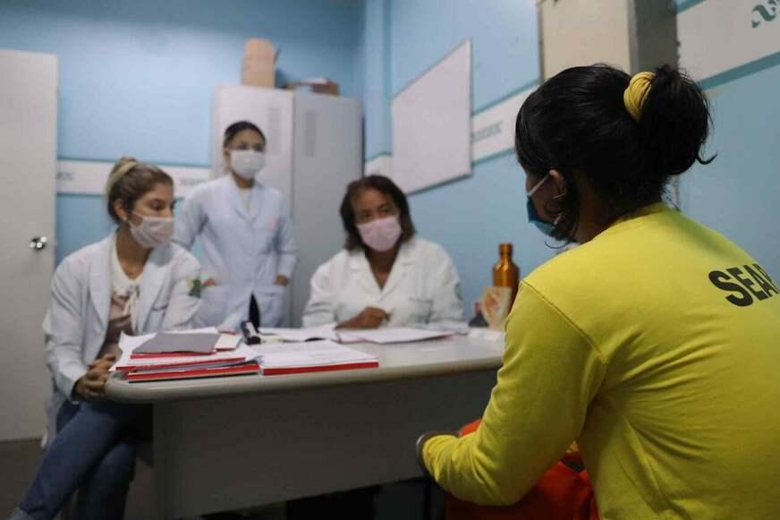 Governo do Amazonas atende 300 pacientes trans e travestis como parte do projeto ‘TransOdara’