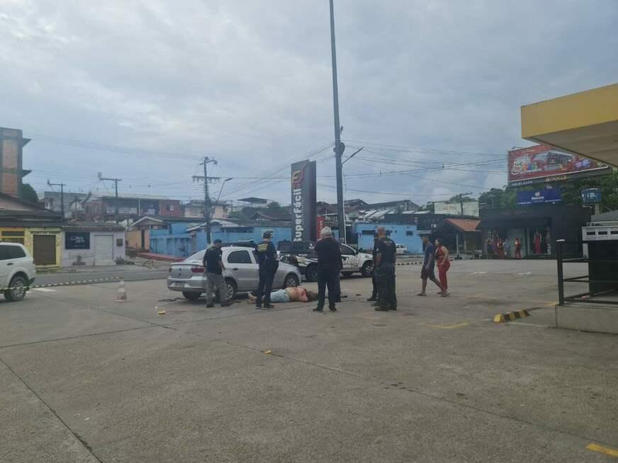 Homem é morto a tiros em avenida do bairro Parque 10