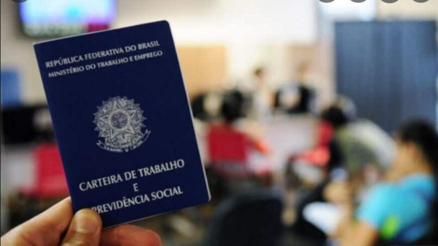 Mercado de trabalho precarizado