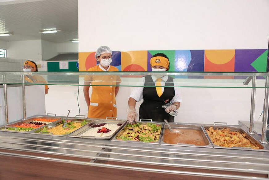Restaurante popular do Parque do Idoso é reaberto