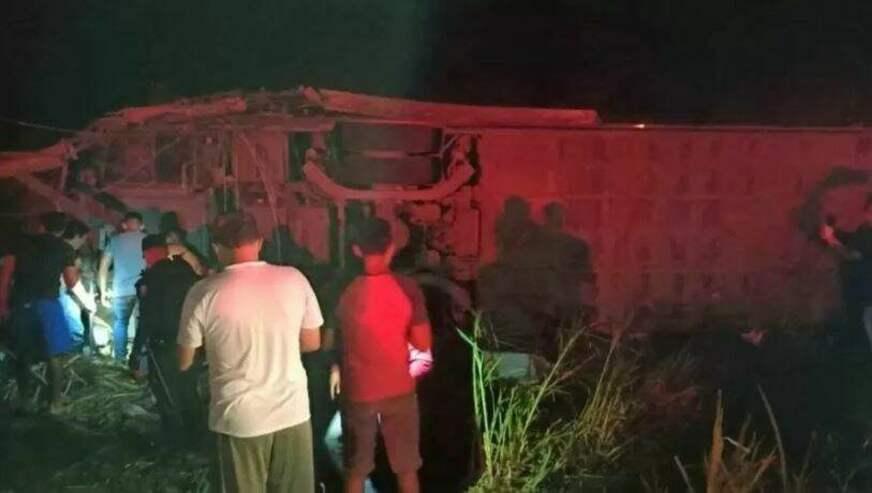 Acidente de ônibus deixa 18 mortos e 25 feridos na Amazônia do Equador