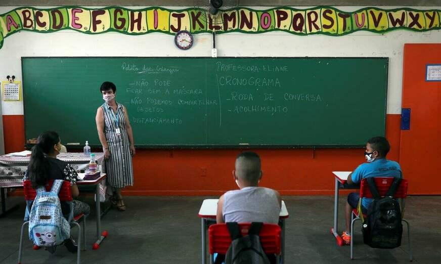 Professores da educação básica terão reajuste de 33% no piso salarial