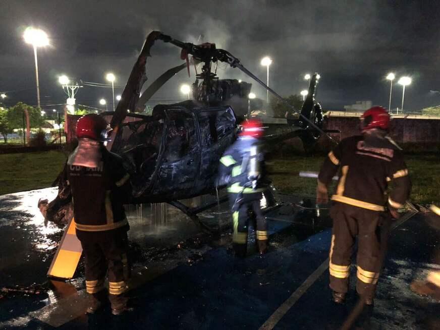 Helicóptero do Ibama é incendiado no aeroclube de Manaus