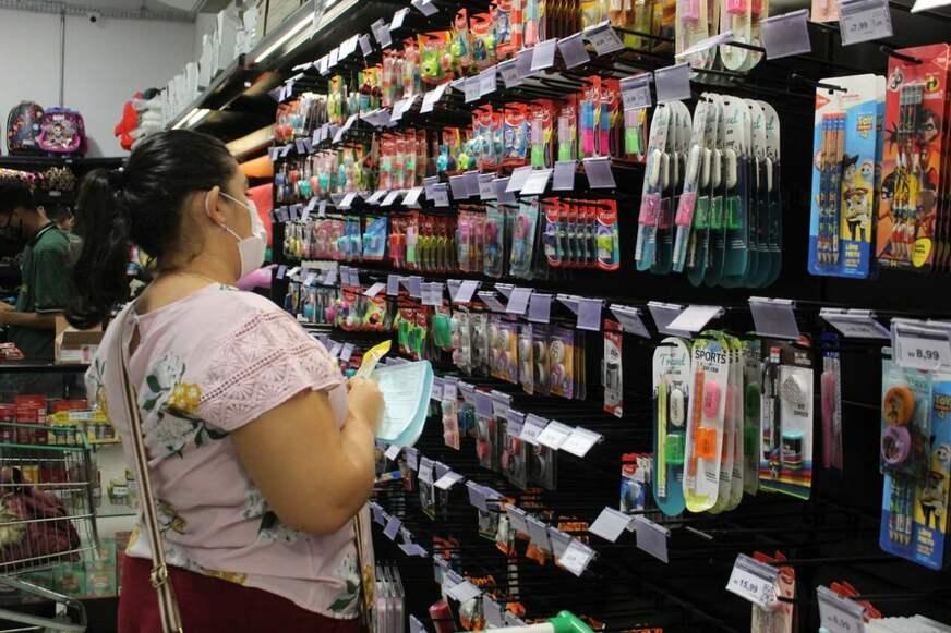 Preço de material escolar pode subir até 30% em relação ao ano passado