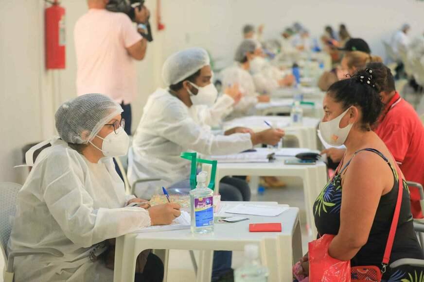 Amazonas registra neste sábado 7.467 novos casos de Covid-19
