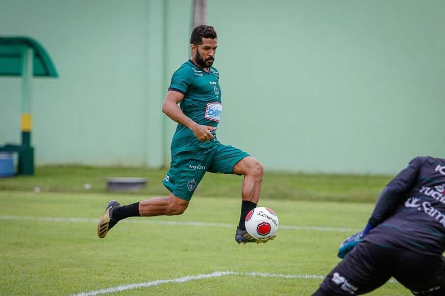 Alvinho fala de adaptação no Manaus e projeta campanha no Barezão: ‘Iremos chegar muito longe’