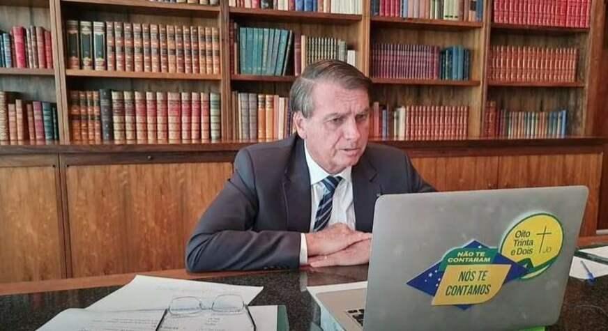 Bolsonaro minimiza variante ômicron e diz que é ‘bem-vinda’