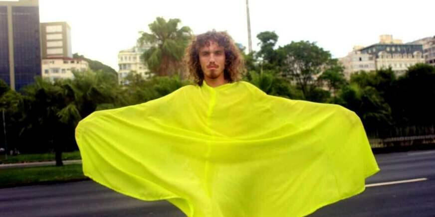 Fredd Lima traz experimentos urbanos em novo videoclipe