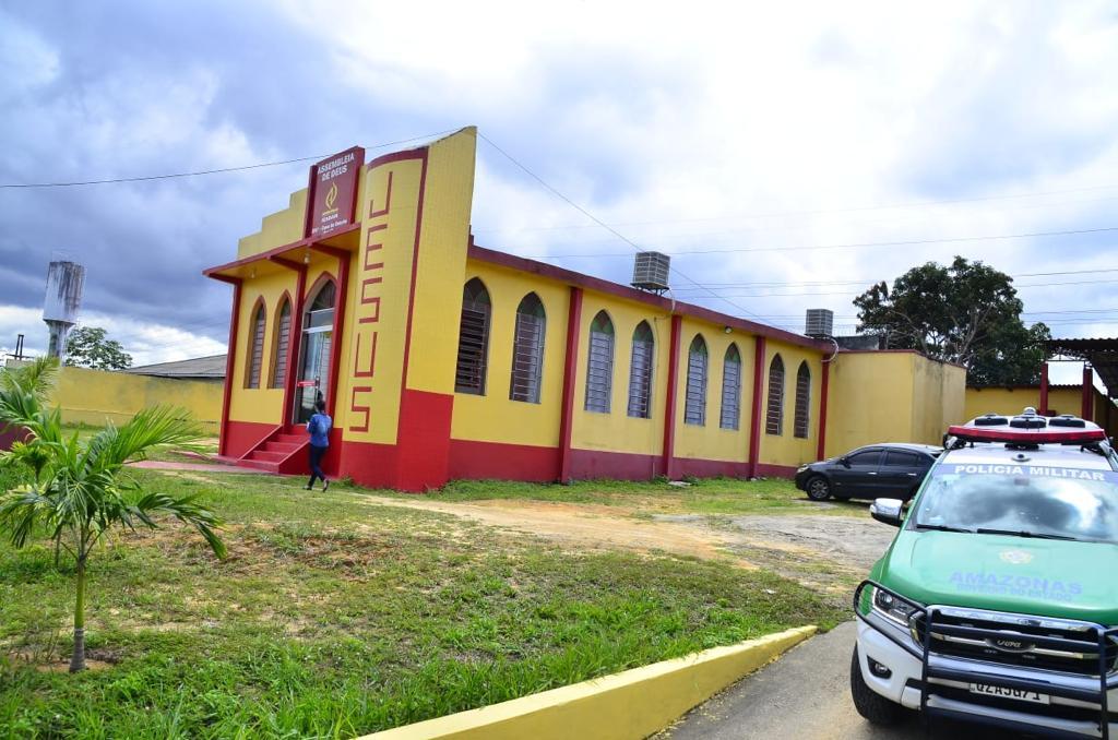 Igreja é invadida e furtada na madrugada desta segunda-feira