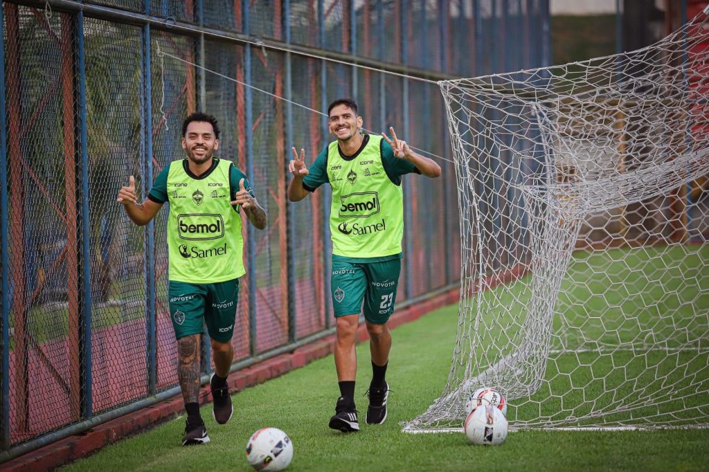 Junior Palmares e Neto Costa deixam DM e iniciam transição no Manaus