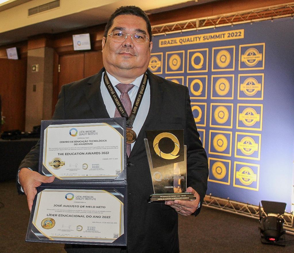 Diretor-presidente do Cetam recebe o título de Líder Educacional do Ano 2022