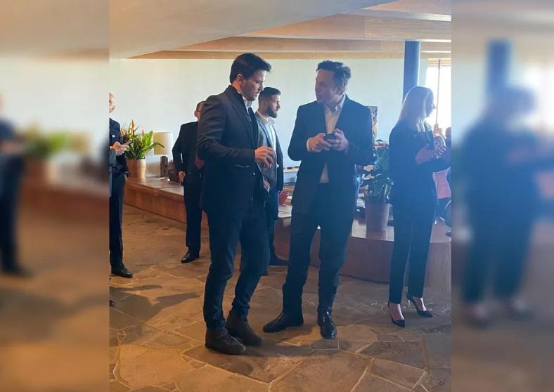 Elon Musk chega ao Brasil e se reunirá com Bolsonaro; Amazônia está na pauta