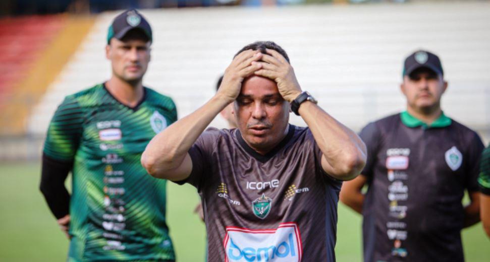 Gavião preparado para o ‘bote’, no domingo