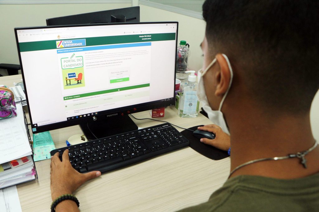 Veja a classificação geral dos inscritos nos programas Bolsa Idiomas e Bolsa Pós-Graduação