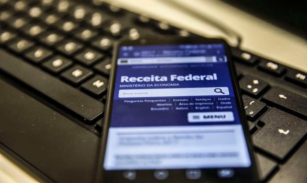 Declarações do Imposto de Renda entregues superam projeções da Receita Federal