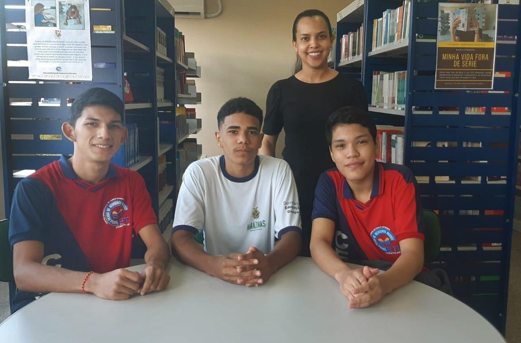 Plantas da Amazônia são objeto de pesquisa de escola estadual de Humaitá