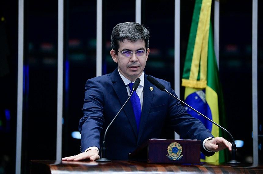 Senador quer comissão para apurar causas do possível assassinato de Dom Phillips e Bruno Pereira