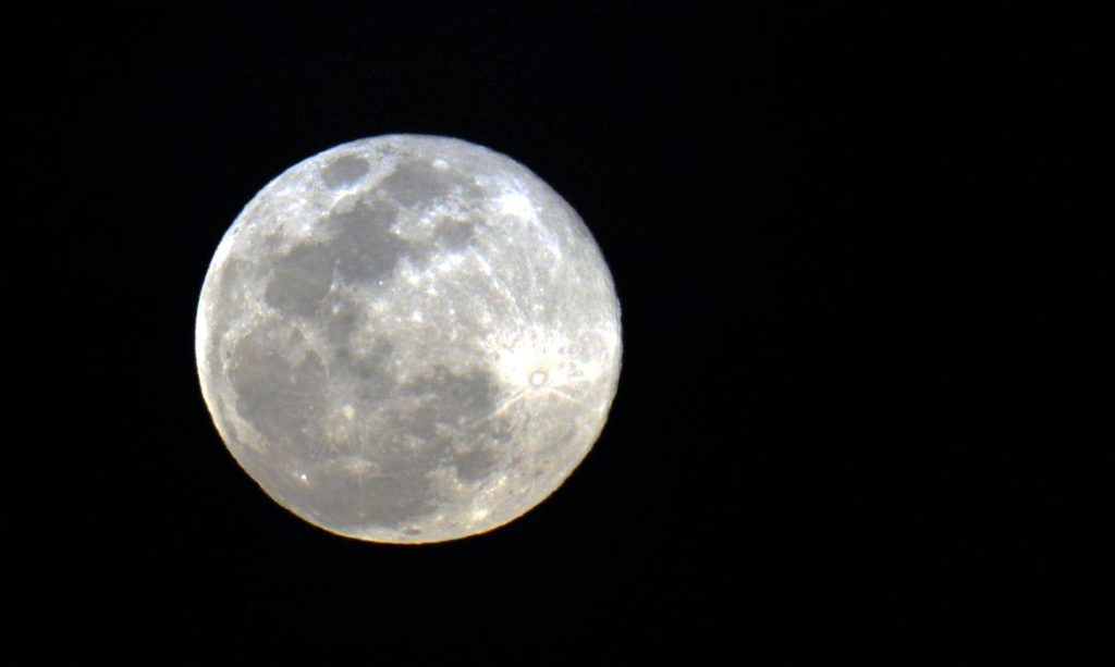 Chuva de meteoros e  ‘Lua dos Cervos’ estão previstas para o mês de julho