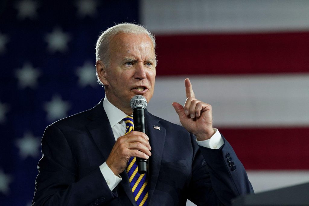 Biden assina ordem executiva sobre aborto e declara Suprema Corte ‘fora de controle’