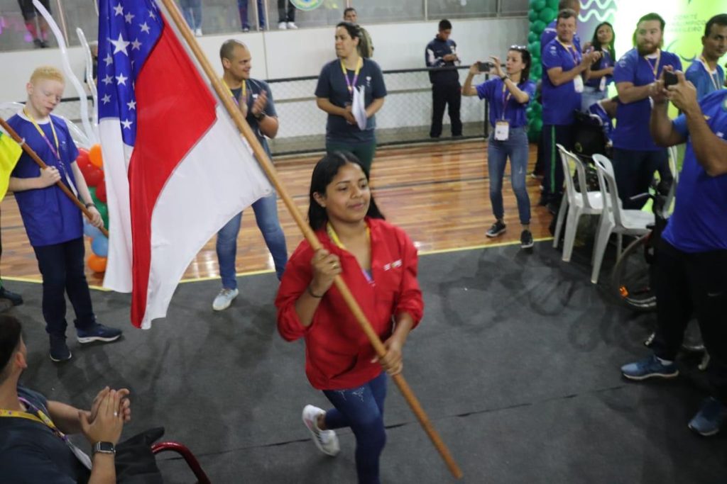 Cerimônia de abertura da seletiva das Paralimpíadas Escolares reúne 14 estudantes-paratletas do AM