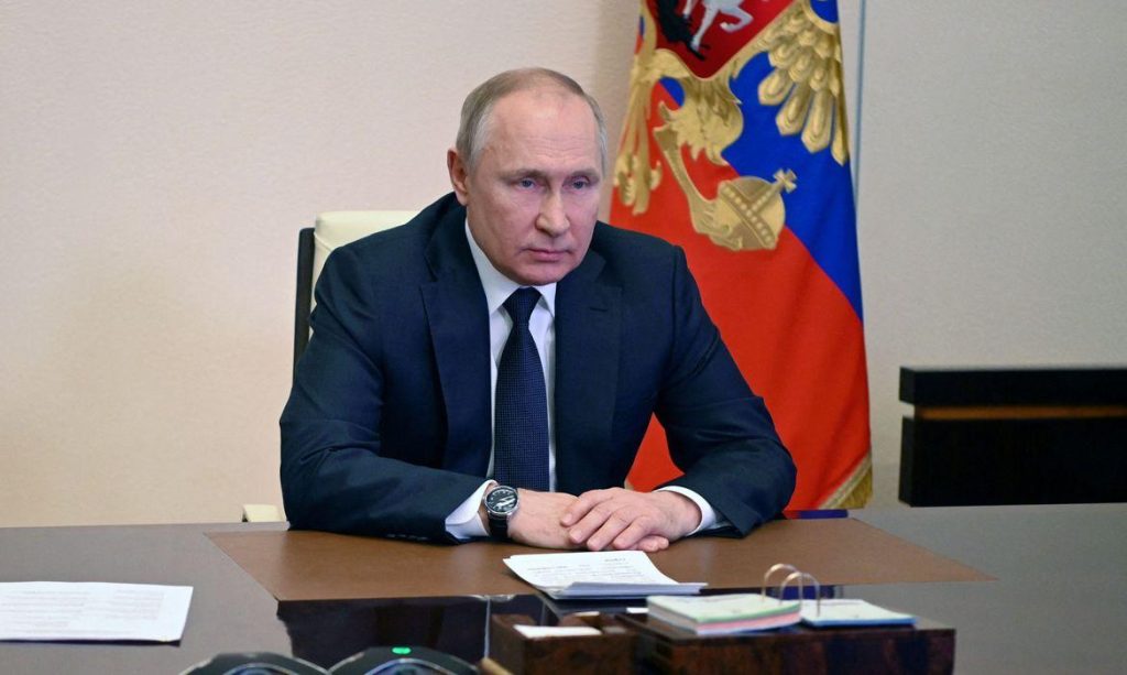 Putin assina decreto para aumentar contingente do exército russo