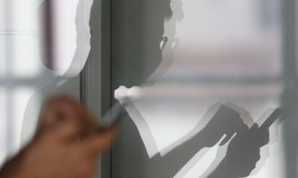 Saiba como não cair no ‘Golpe do Contato Quente’
