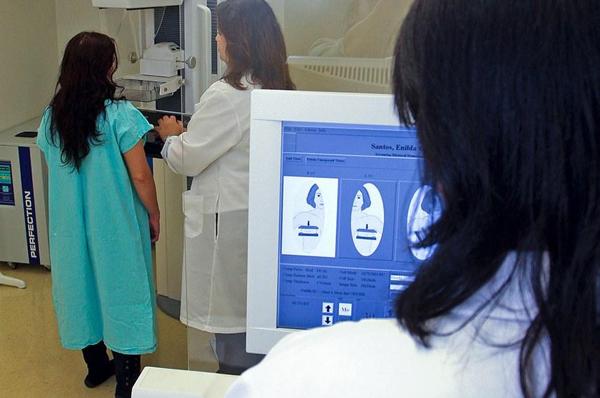 Agora é lei: programa vai acompanhar e orientar pacientes de câncer de mama
