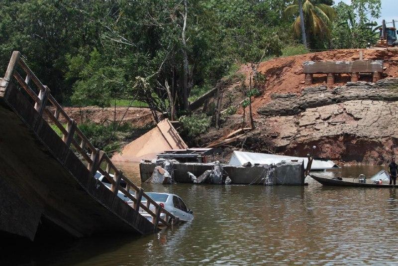 Mortes são confirmadas no desabamento da BR-319