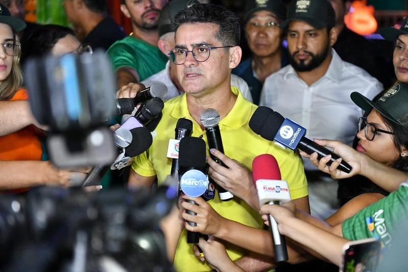 David Almeida assina decreto que regulamenta horário da prefeitura em dias de jogos do Brasil