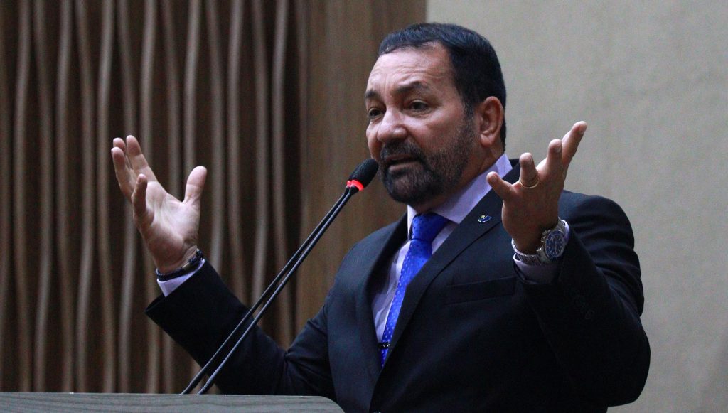 Para vereador Gilmar Nascimento, quem vota em branco comete “crime de desempoderamento”